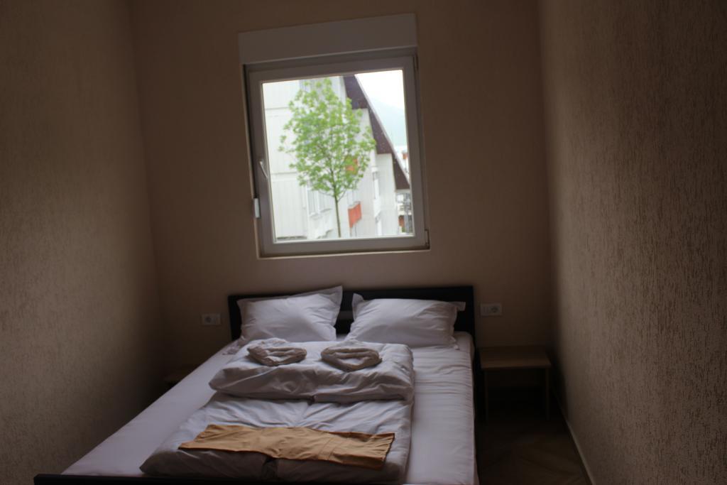 Guesthouse Eko Piva 플루지네 외부 사진