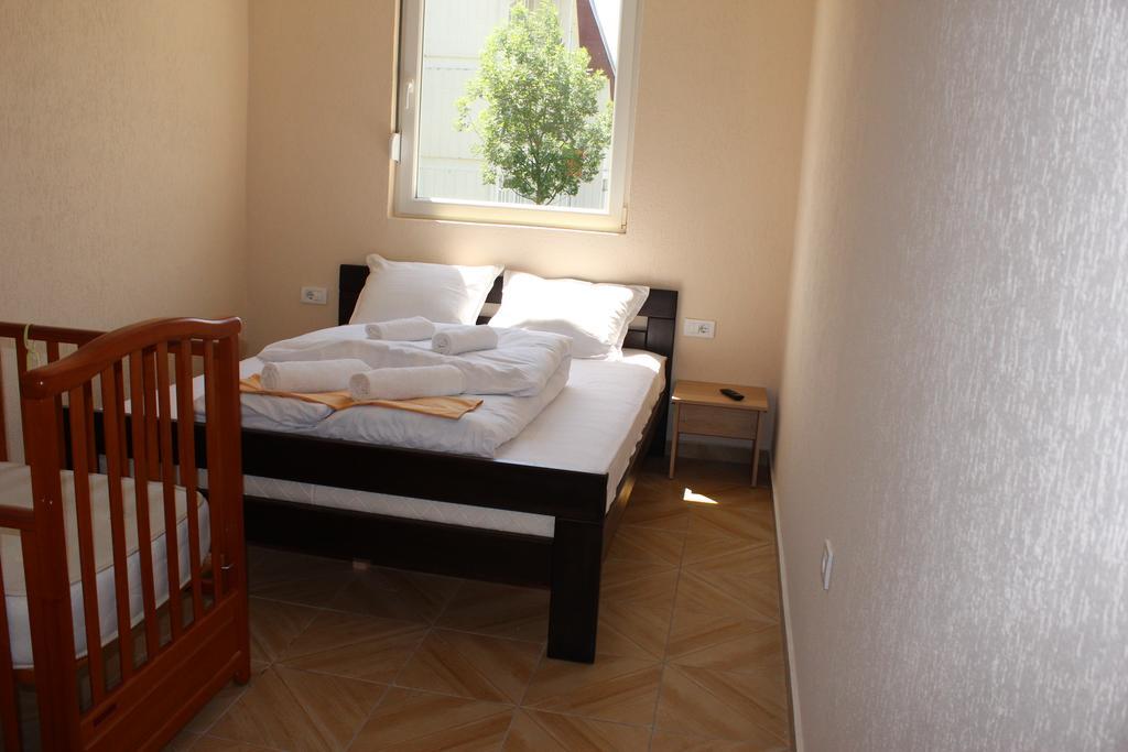 Guesthouse Eko Piva 플루지네 외부 사진