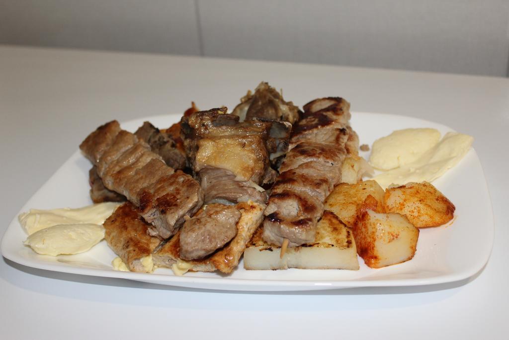 Guesthouse Eko Piva 플루지네 외부 사진